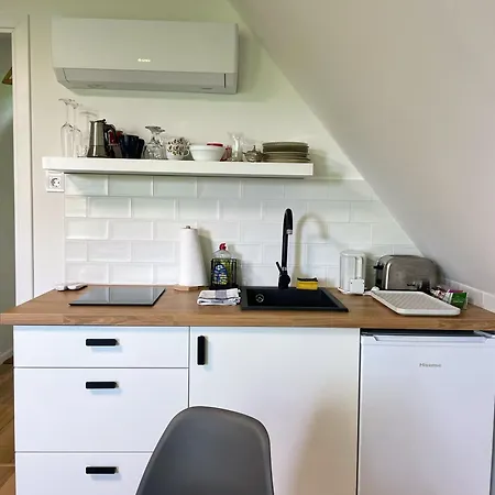 Apartment Quiet, Green, Relaxing Place - 1 Bedroom Balatonfured