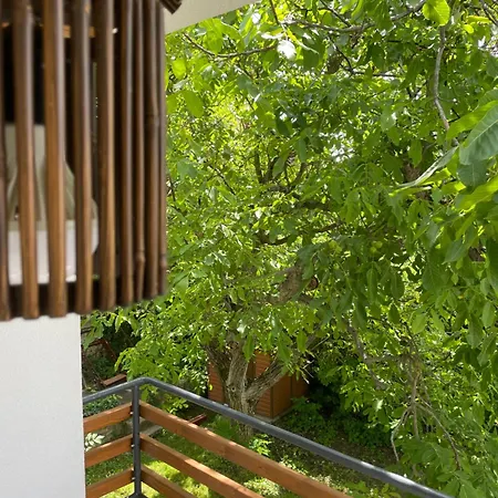 Quiet, Green, Relaxing Place - 1 Bedroom Lägenhet Balatonfüred