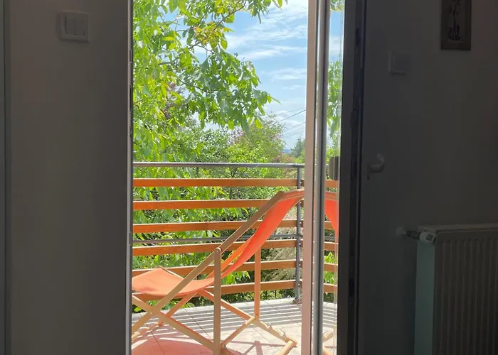 Apartament Quiet, Green, Relaxing Place - 1 Bedroom *